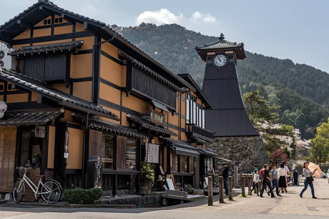 出石地標辰鼓樓與城下町街景